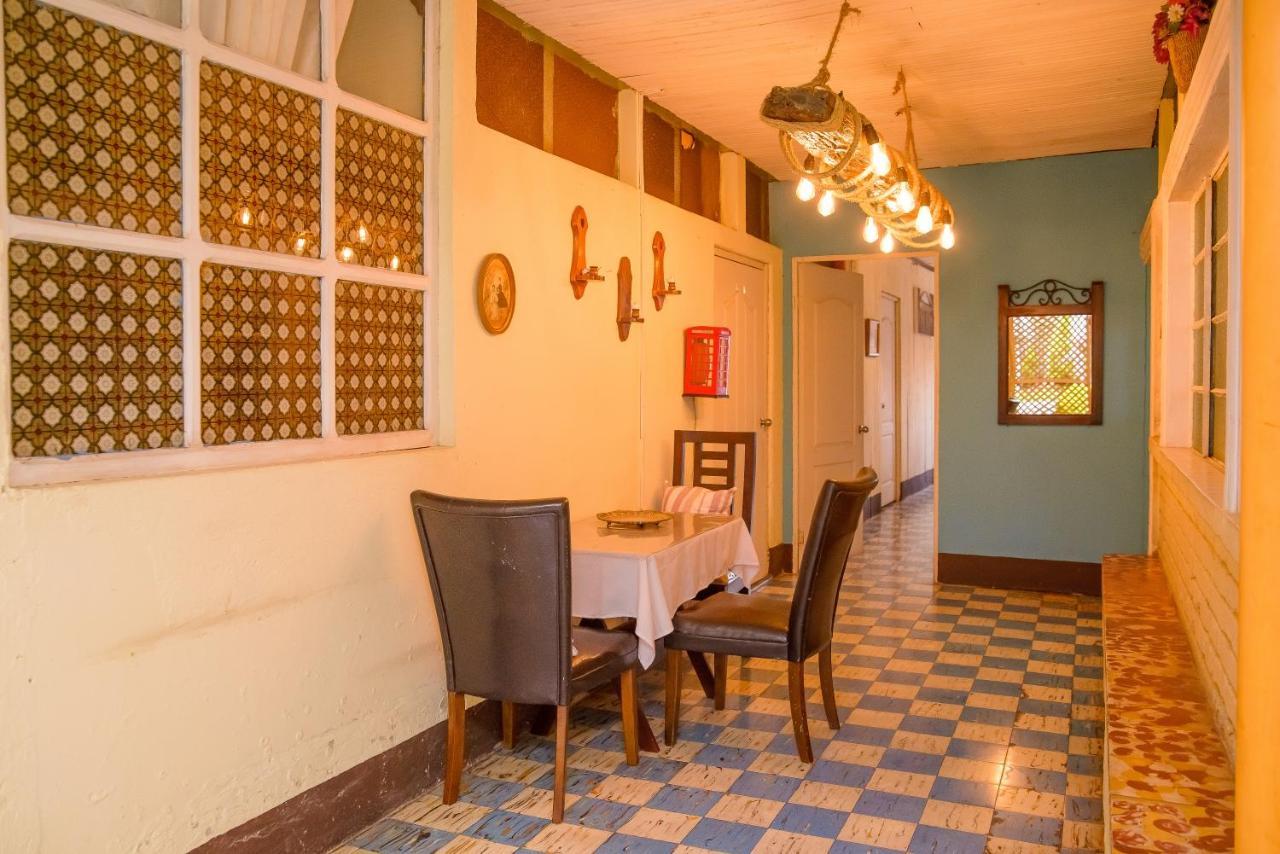 Hotel Vintage "Casa Las Flores" كويتزالتنانغو المظهر الخارجي الصورة