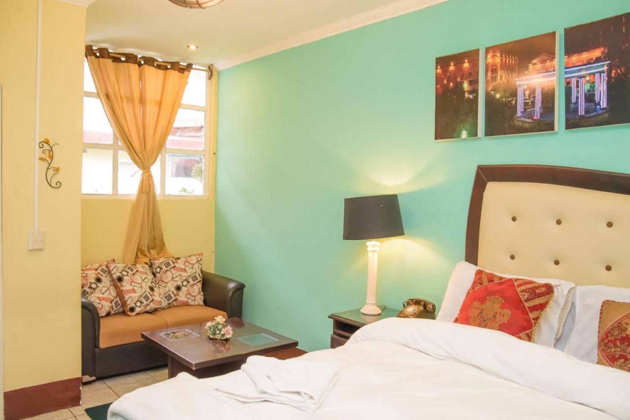 Hotel Vintage "Casa Las Flores" كويتزالتنانغو المظهر الخارجي الصورة