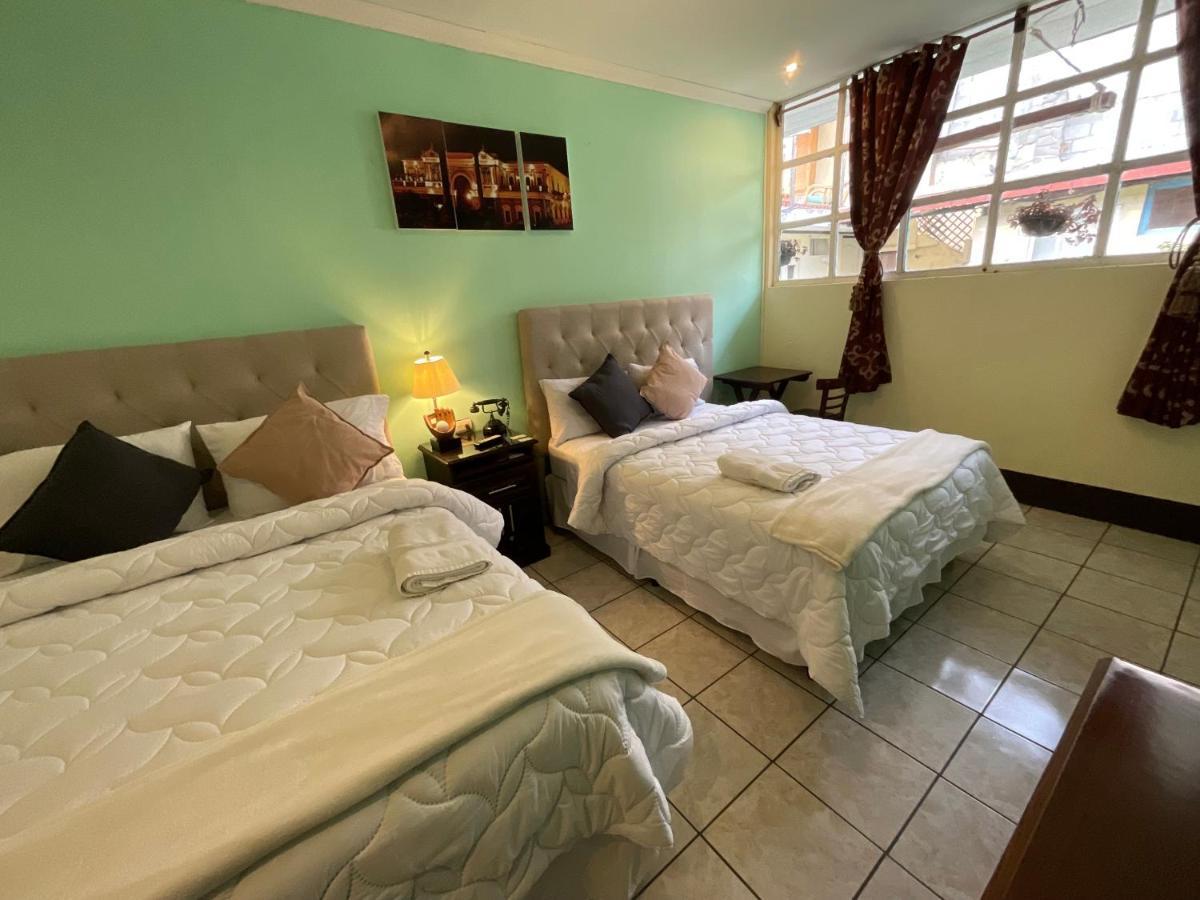 Hotel Vintage "Casa Las Flores" كويتزالتنانغو المظهر الخارجي الصورة