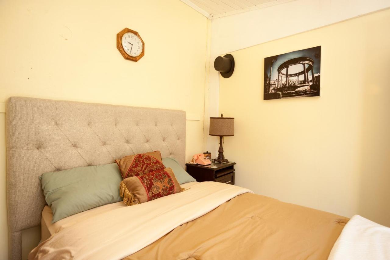 Hotel Vintage "Casa Las Flores" كويتزالتنانغو المظهر الخارجي الصورة