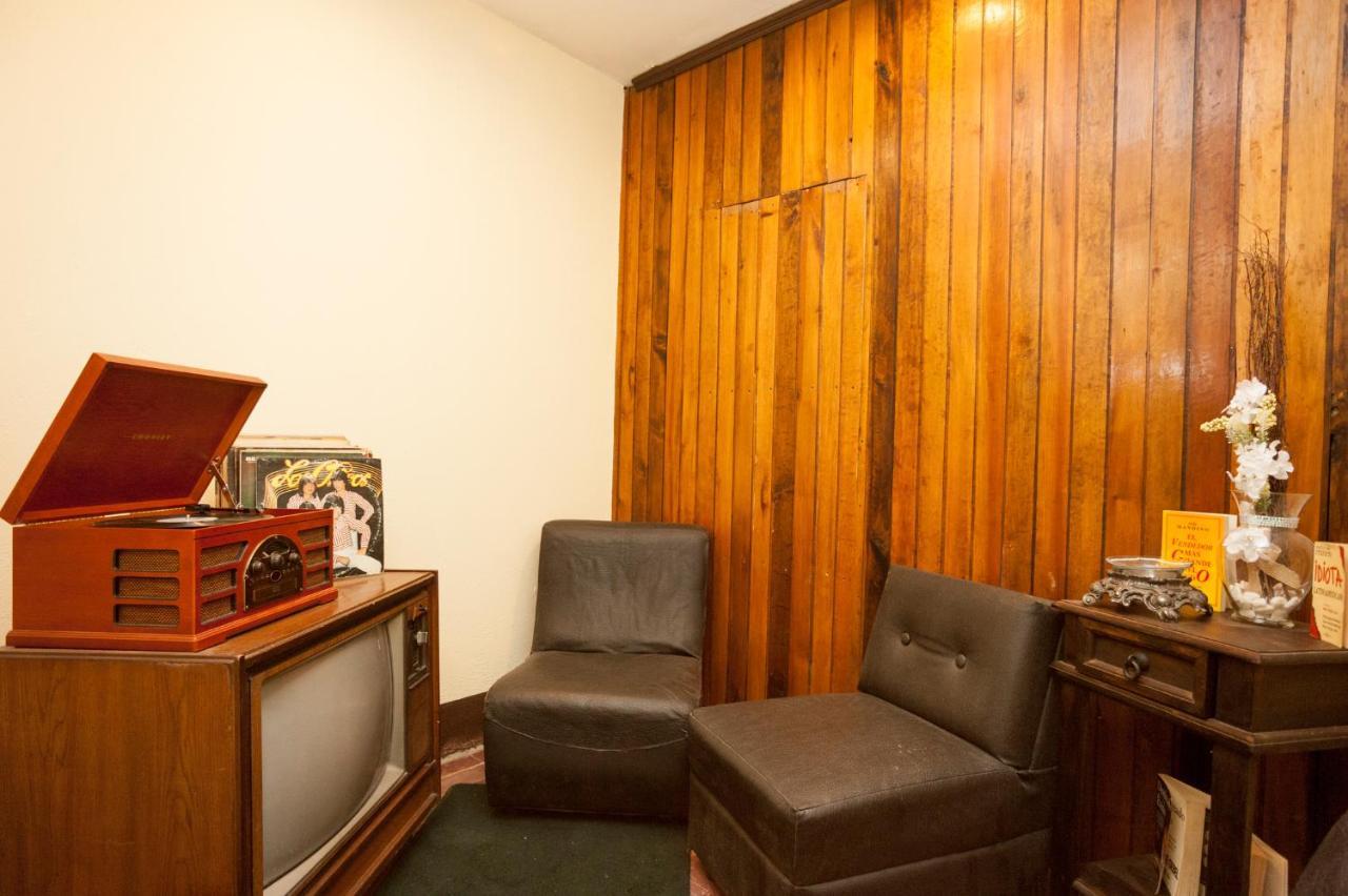 Hotel Vintage "Casa Las Flores" كويتزالتنانغو المظهر الخارجي الصورة