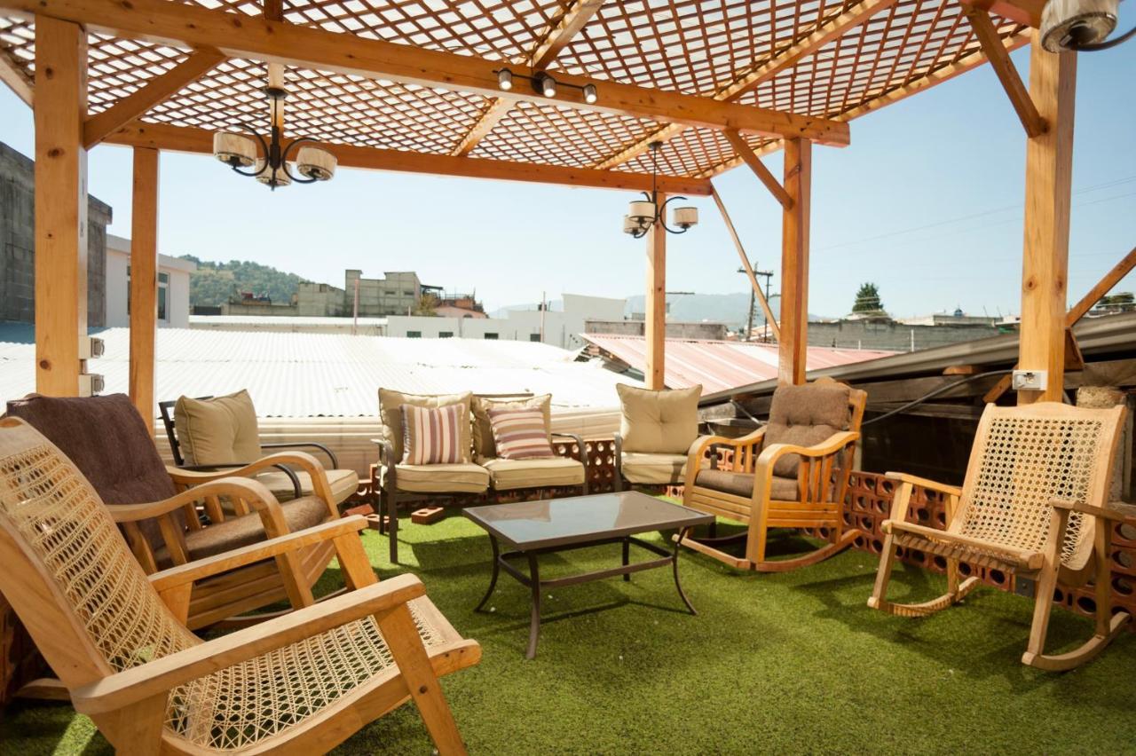 Hotel Vintage "Casa Las Flores" كويتزالتنانغو المظهر الخارجي الصورة
